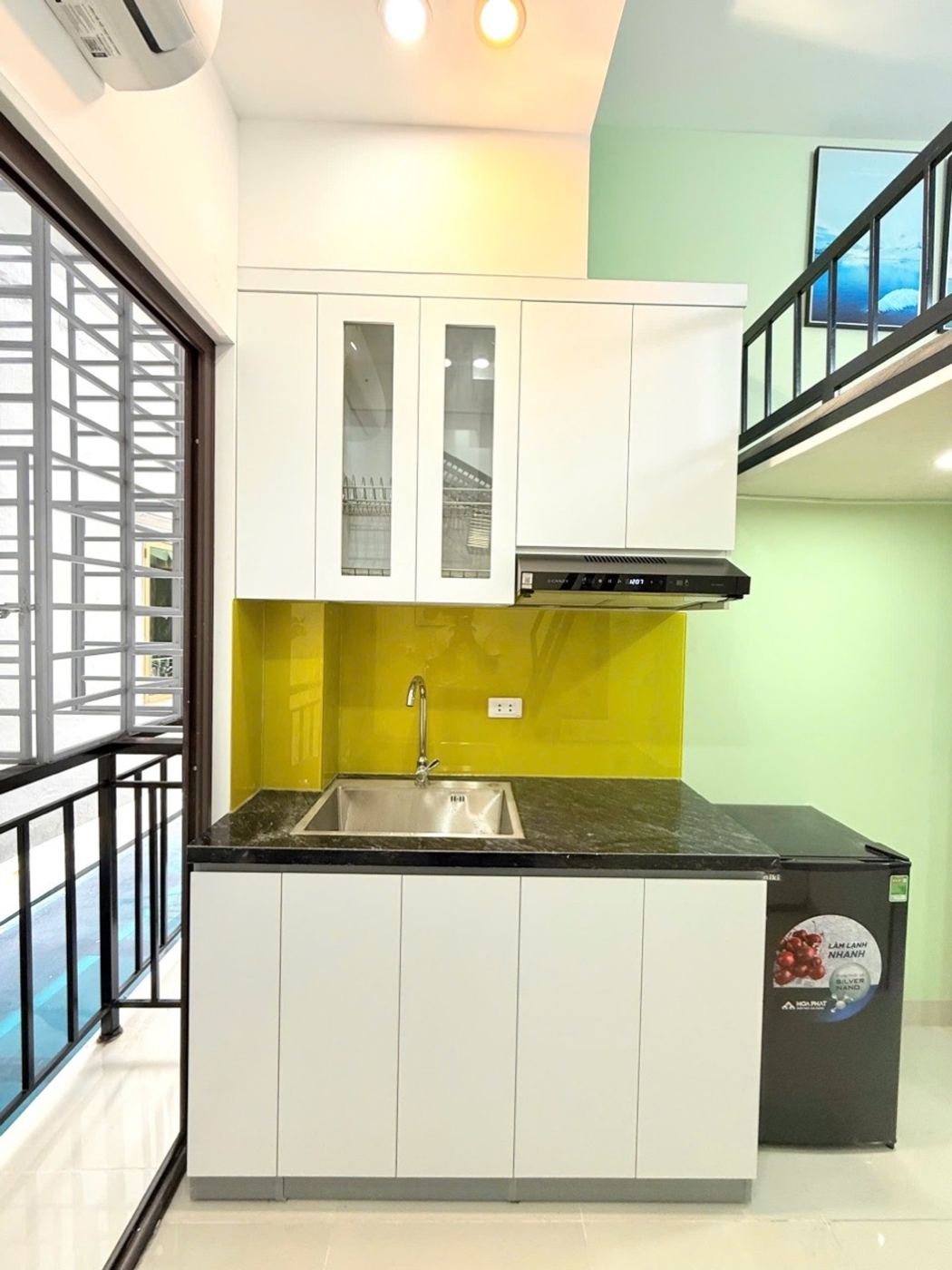 Bếp cạnh cửa sổ – nhà Đông Ngạc mã căn 108