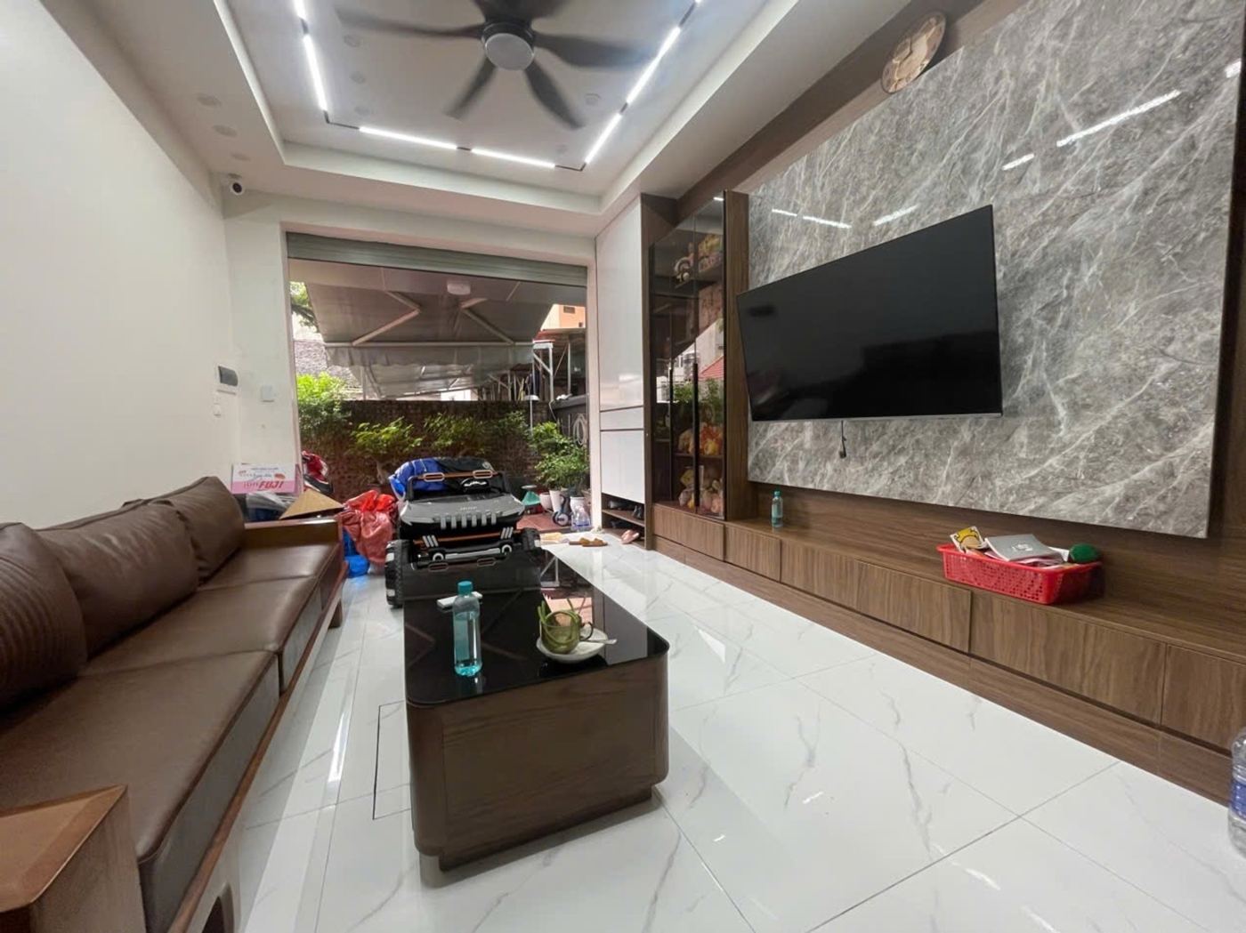 Phòng khách, sofa – nhà Tây Tựu mã căn 110