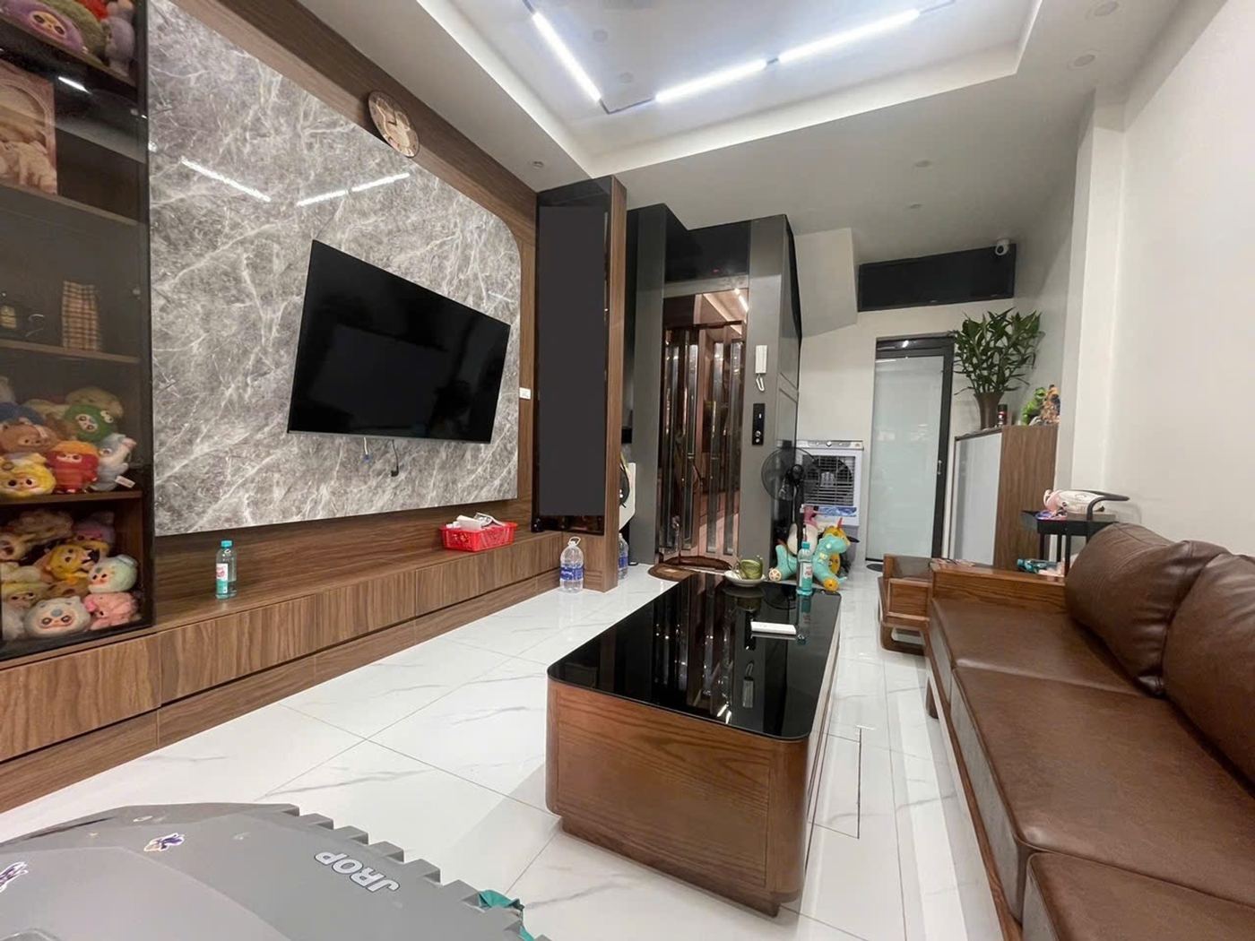 Phòng khách – nhà Tây Tựu mã căn 110