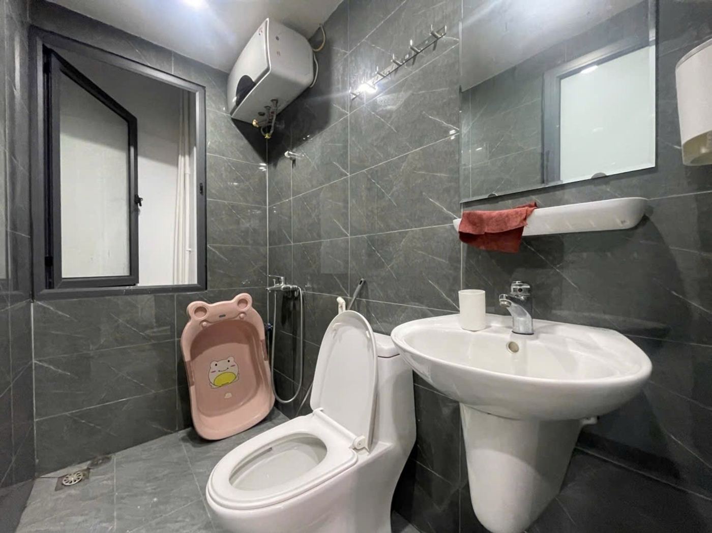 WC – nhà Tây Tựu mã căn 110