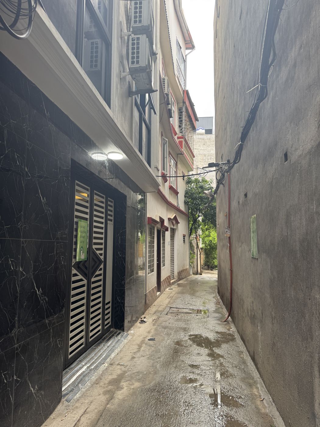Ngõ trước nhà – nhà Tây Tựu mã căn 13
