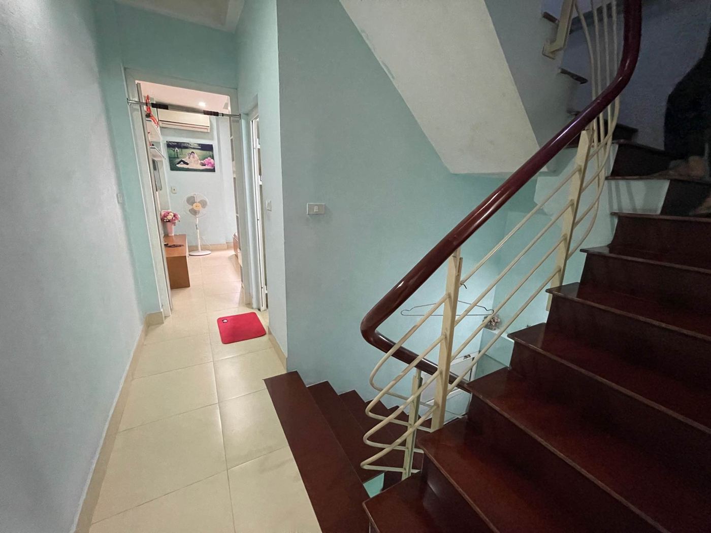 Cầu thang – nhà Tây Tựu mã căn 146
