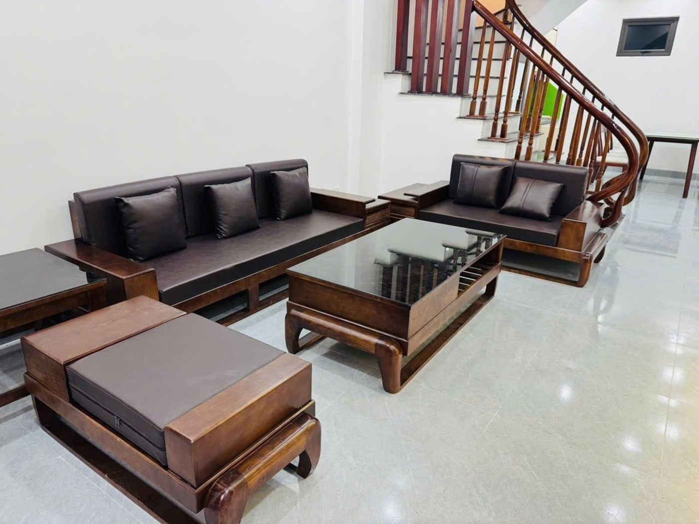 Bộ sofa – nhà Thượng Cát mã căn 271