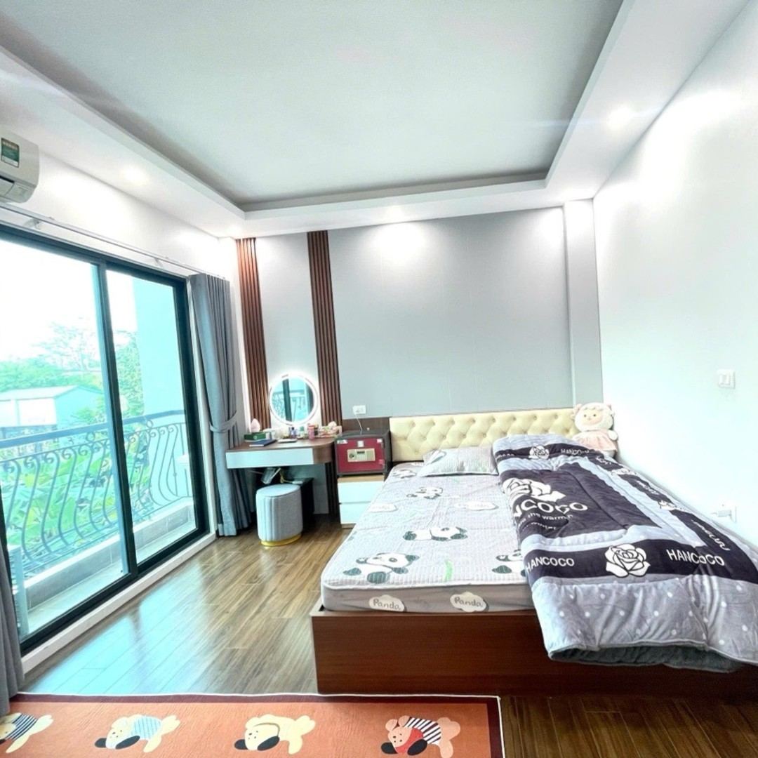Phòng ngủ có ban công – nhà Thượng Cát mã căn 53