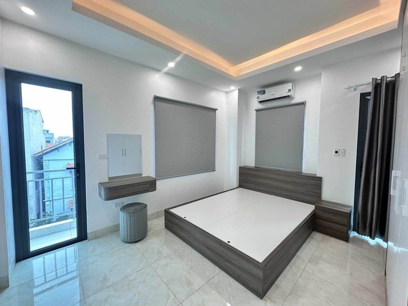 Phòng ngủ có ban công – nhà Thượng Cát mã căn 707