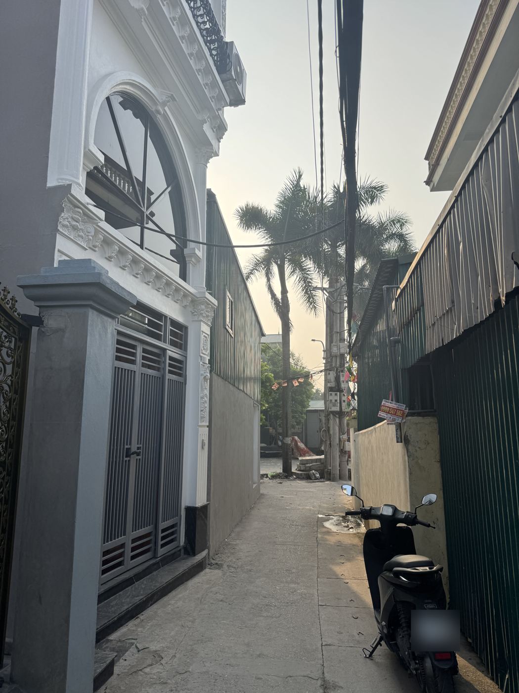 Nhà nhìn từ ngõ – nhà Thượng Cát mã căn 77