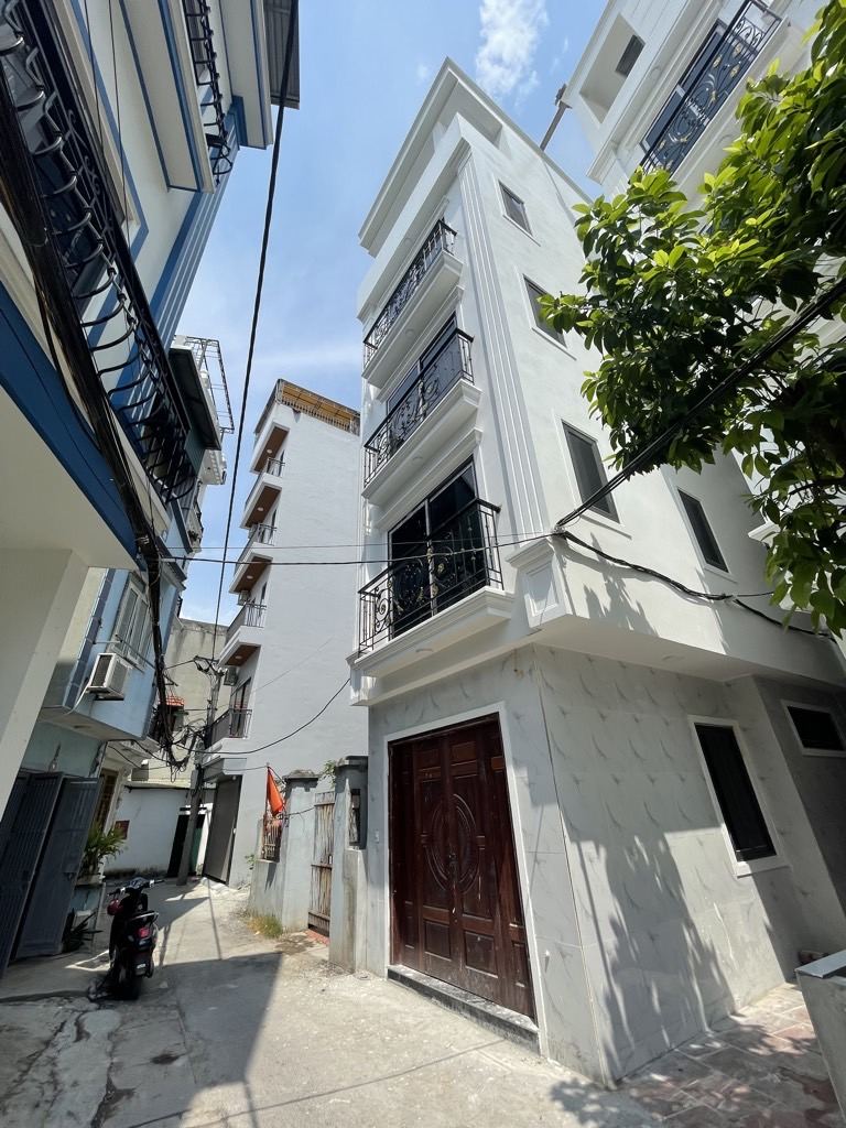 Lô góc nhìn từ ngõ – nhà Thượng Cát mã căn 78