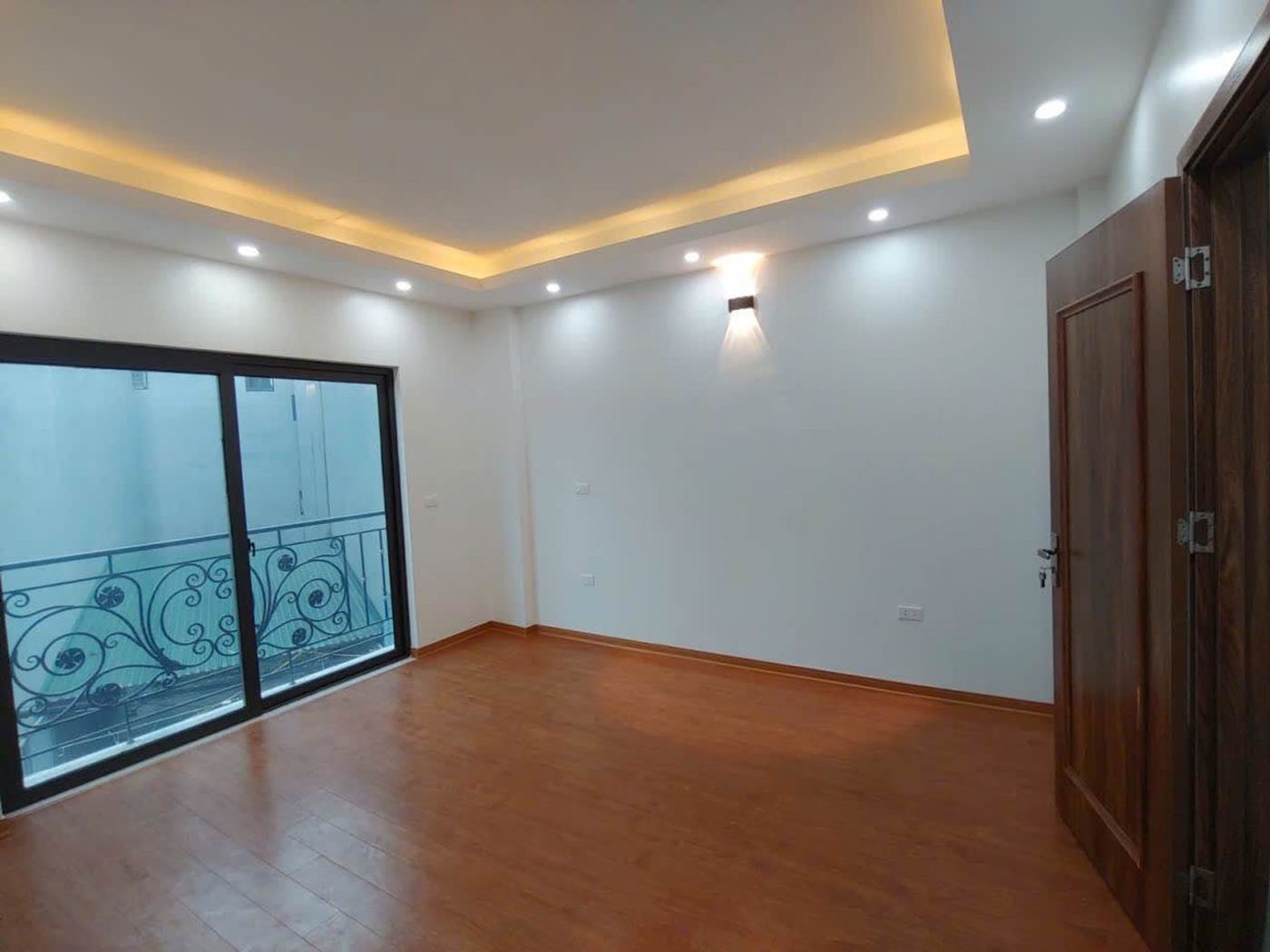 Phòng ngủ có ban công – nhà Thượng Cát mã căn 78